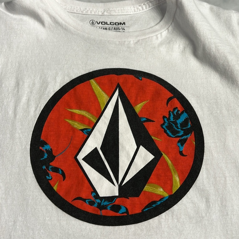 Volcom stone Hawaii T-shirt. Boys large. 100% cotton. White. Bird of Paradise. - Picture 2 of 4